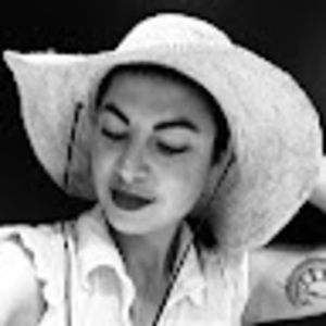 Meet your Posher, Madeline